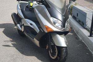 T MAX 500, tenuto perfettamente 