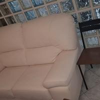 Divano nuovo 100€