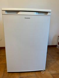 Congelatore verticale a cassetti