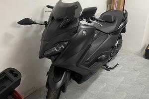 Yamaha Tmax 560 versione tech