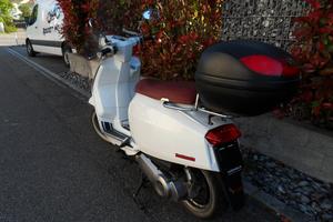 Lambretta V125 Special