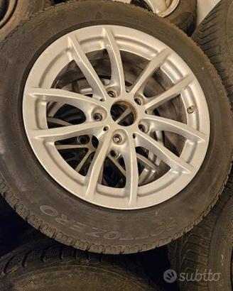 Cerchi BMW 1-3 Gomme Pirelli invernali 205 55 16 9