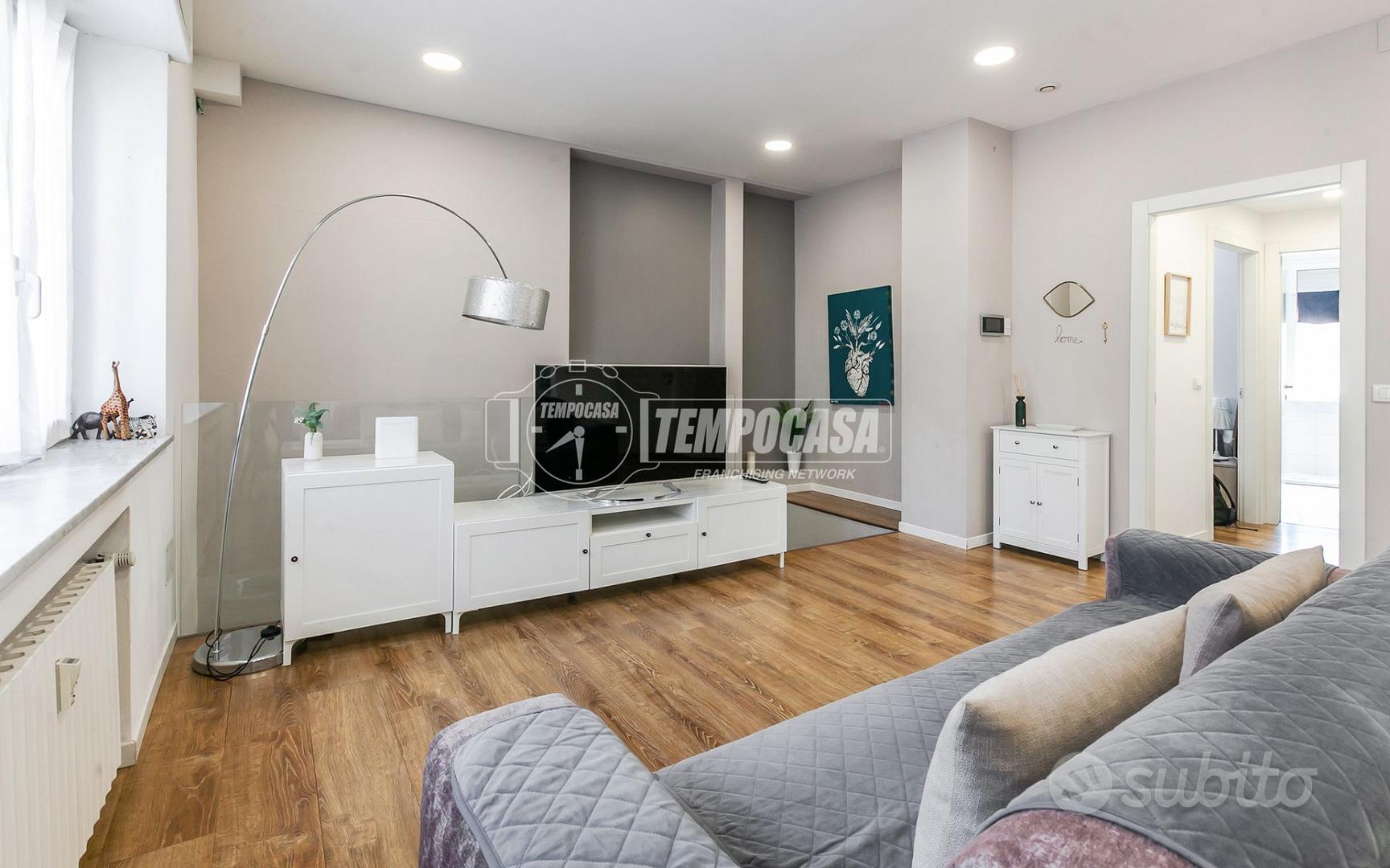 Appartamento – Milano, Centro Direzionale, Municipio 9 - Vista 3