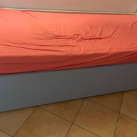Letto singolo con letto estraibile