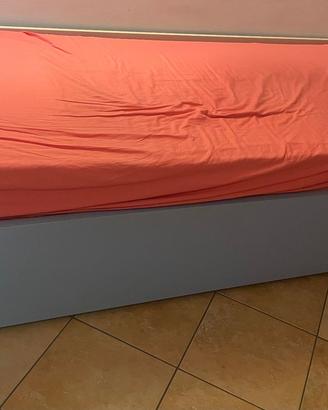 Letto singolo con letto estraibile
