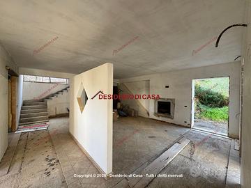 Casa, Santo Stefano di Camastra.