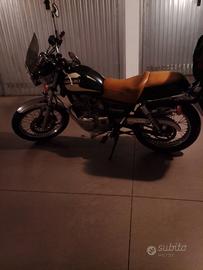 tu 250 x suprclassic
