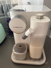 Macchina per caffe espresso e cappuccino