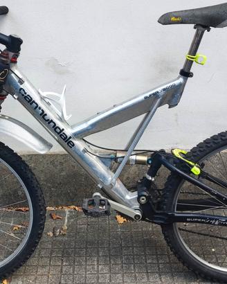 cannondale V 2000