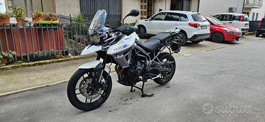 Triumph Tiger 800 XRX