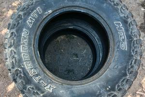 Gomme x terrain fuoristrada 265 75 r16