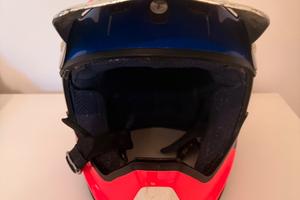 Caschi Shoei Arai