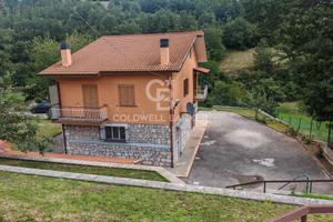 Casa indipendente - Cascia