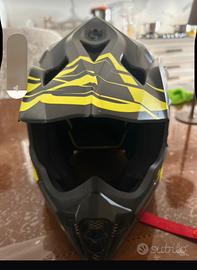 Casco acerbis