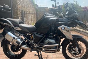 bmw R1200gs triple black