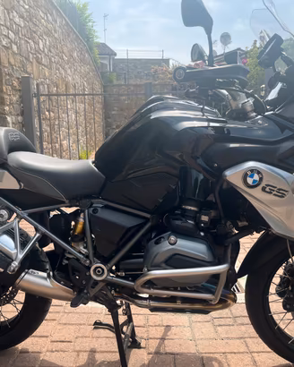 bmw R1200gs triple black