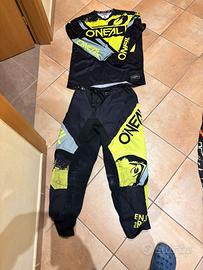 Completi enduro taglia 32 /34e maglie taglia m/l