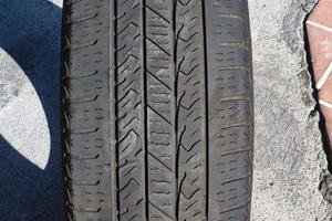 gomme 265-65-R 17 €100