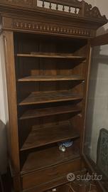 Credenza con vetrina in legno massello