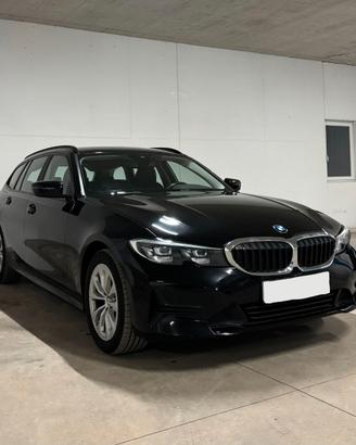 BMW 318d Touring 2021 – Cambio MANUALE raro