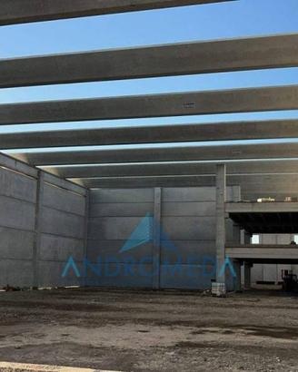 Immobile di 1300 m² a Caivano