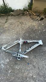 Telaio full cube xms