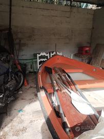 barca a motore 