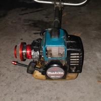 decespugliatore Makita 