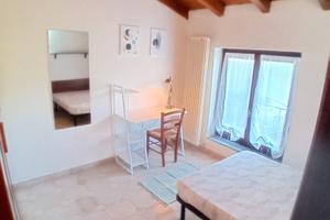 Singola in Villa con Giardino e Posto Auto Privato