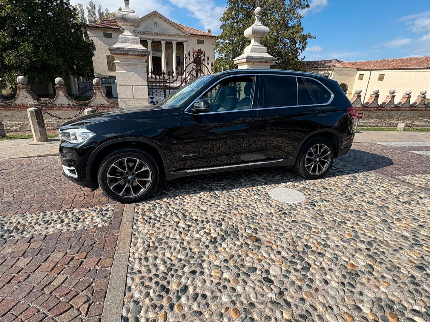 BMW X5 (F15/85)