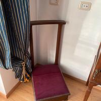 inginocchiatoio antico in velluto 