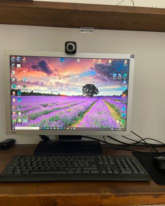 Monitor x computer