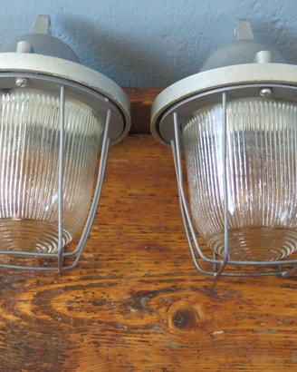 Lampade industriali restaurate funzionanti