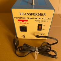 Trasformatore di tensione Toyozumi CD 220-10