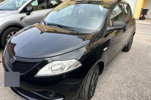 Lancia Ypsilon 1.0Hybrid Silver UNICO PROPRIETARIO