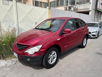 Auto SSANGYONG ACTYON