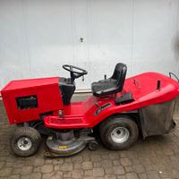 trattorino tagliaerba