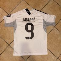 Maglia Mbappe Real Madrid