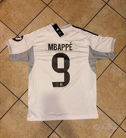 Maglia Mbappe Real Madrid