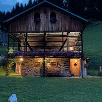 Baita romantica nelle Dolomiti