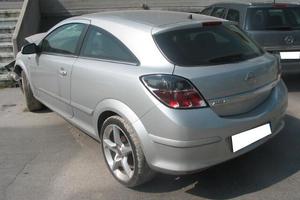 Opel Astra GTC 1.9 16V CDTI 150CV Sport