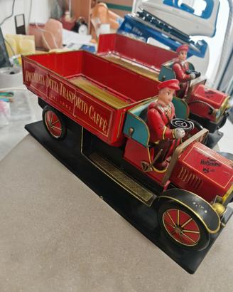 Coppia camioncini latta FIAT 18 BL Caffè Vergnano