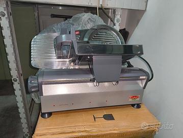 affettatrice CAD- Atlas 220