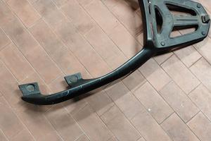 Staffa e Bauletto Givi