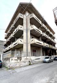 Grande e luminoso appartamento