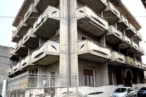 Grande e luminoso appartamento