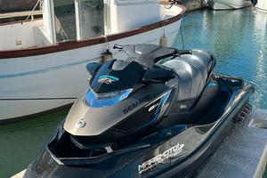 Moto D acqua. SeaDoo + pedana gallegiante