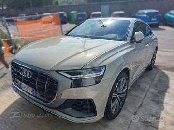 AUDI Q8 45 TDI quattro Sline tiptronic Sport