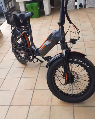 bicicletta pedalata assistita Ostuni  ARMONY  250W