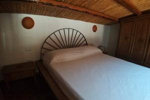 Casa rustica con veranda coperta  e parcheggio